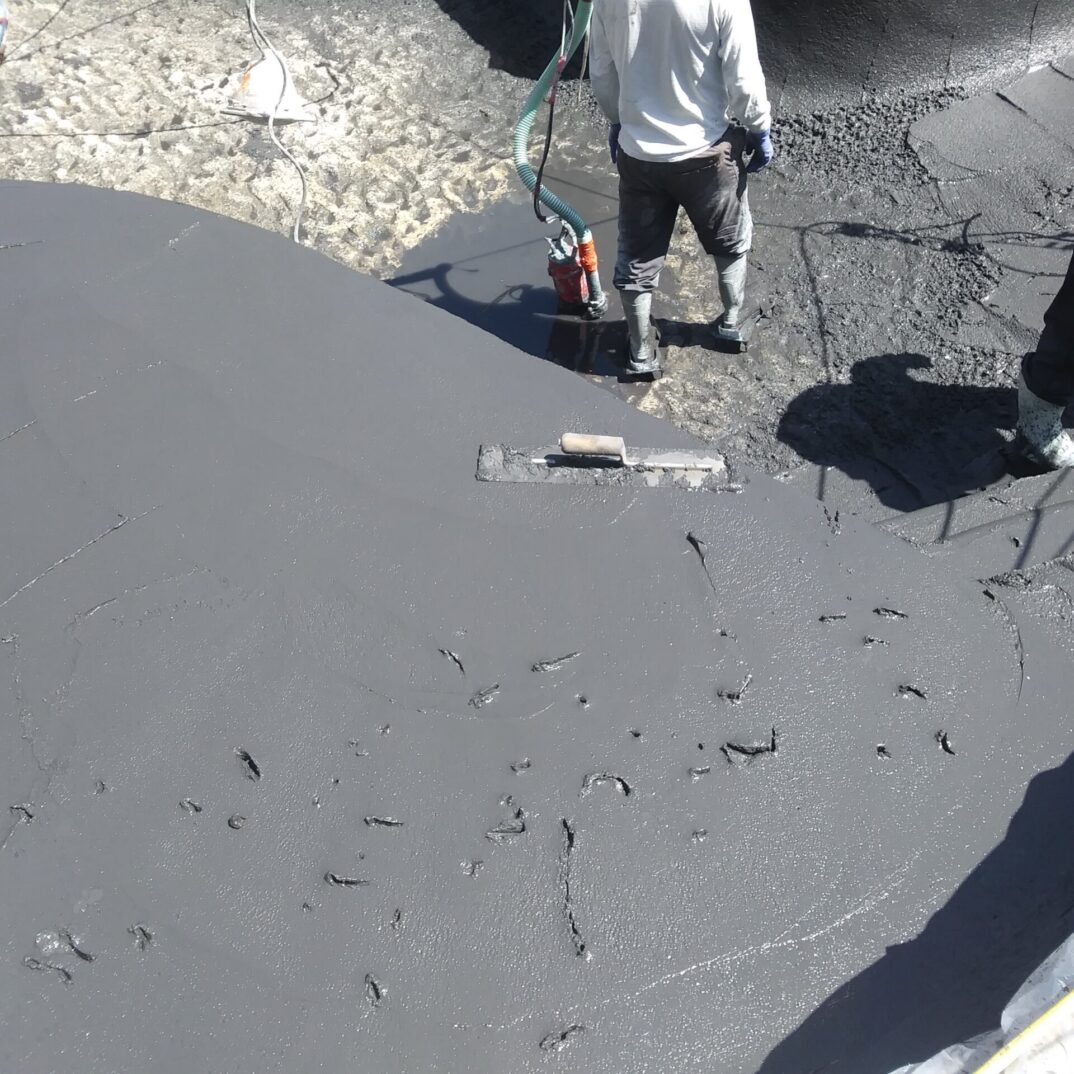 Quick Replaster With Cameron Black Mini-Pebble Plaster Material3